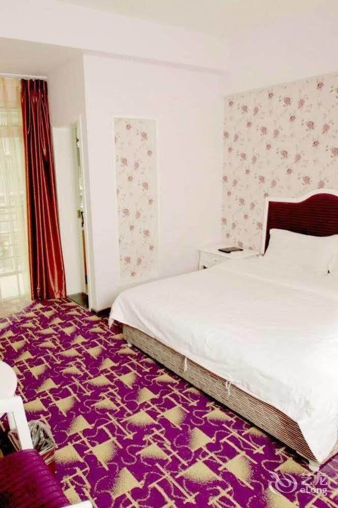 Chengdu Lilac Hotel Fei Cheng Branch Eksteriør billede